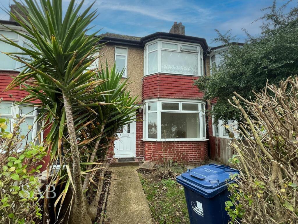 Ritz Place 3 Northolt  المظهر الخارجي الصورة