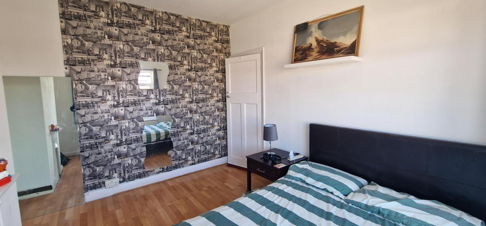 Ritz Place 3 Northolt  الغرفة الصورة
